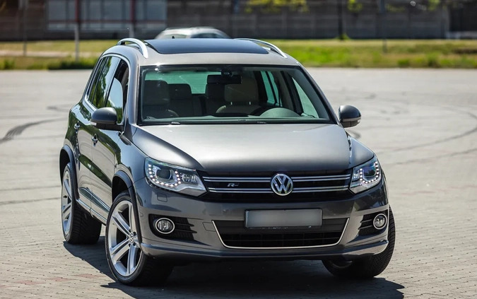 Volkswagen Tiguan cena 66900 przebieg: 186000, rok produkcji 2014 z Borne Sulinowo małe 326